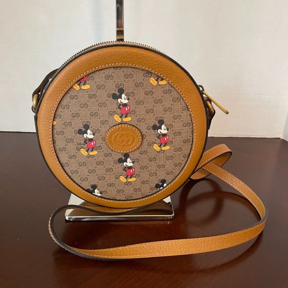 Gucci Disney Mickey Mouse GG Round Circle Crossbody Bag Dust cover/Box (115244) - Picture 3 of 8